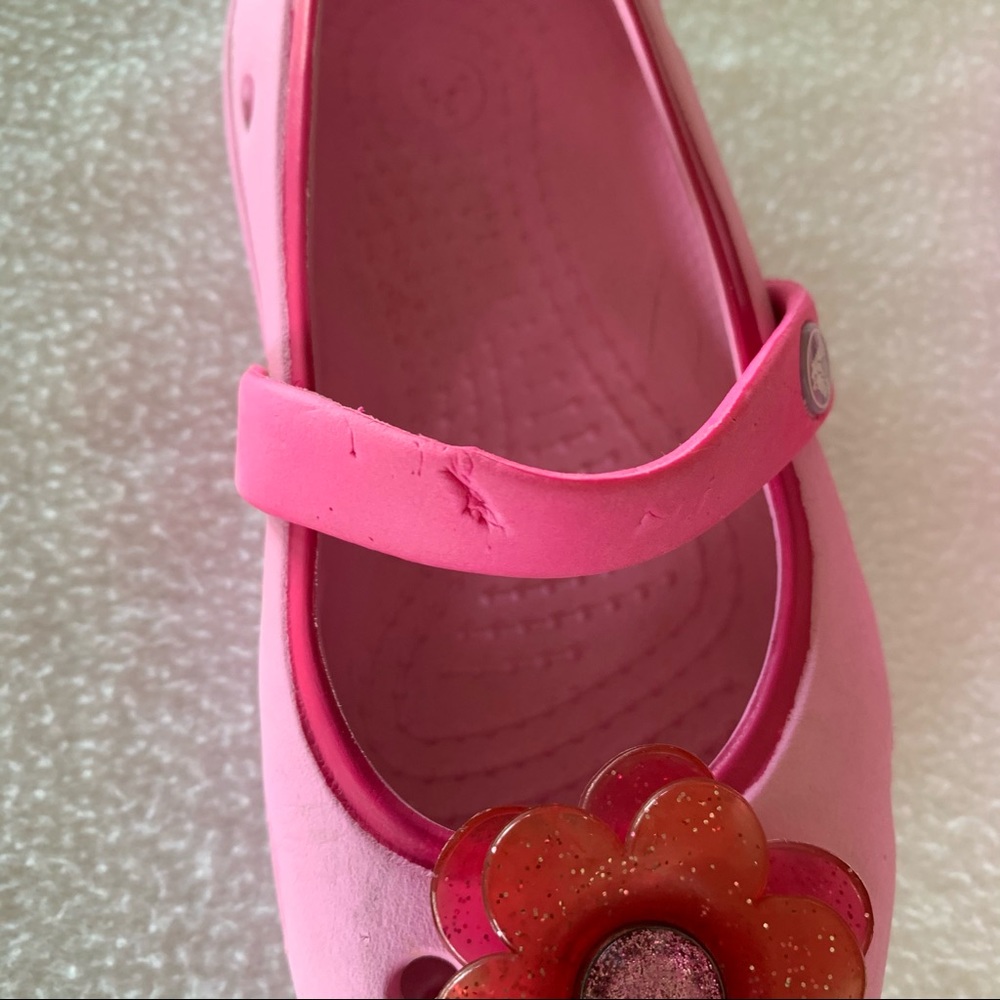 Pink Crocs - Picture 4 of 8
